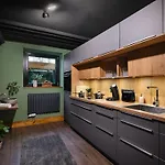 Hannover - Phil & Max Und Airport Apartmanhotel 3*